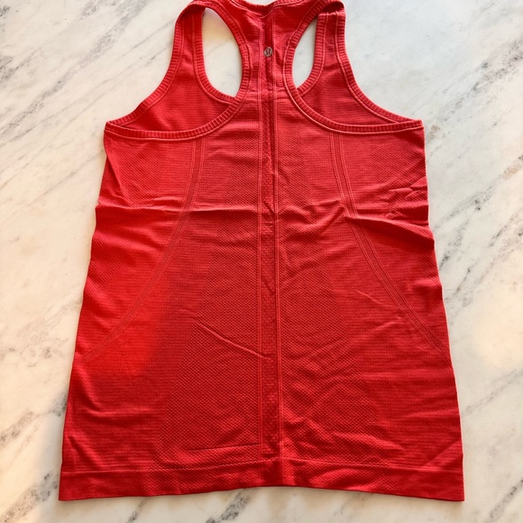 Lululemon SAN DIEGO Swiftly Racerback Tank - Picture 2 of 3
